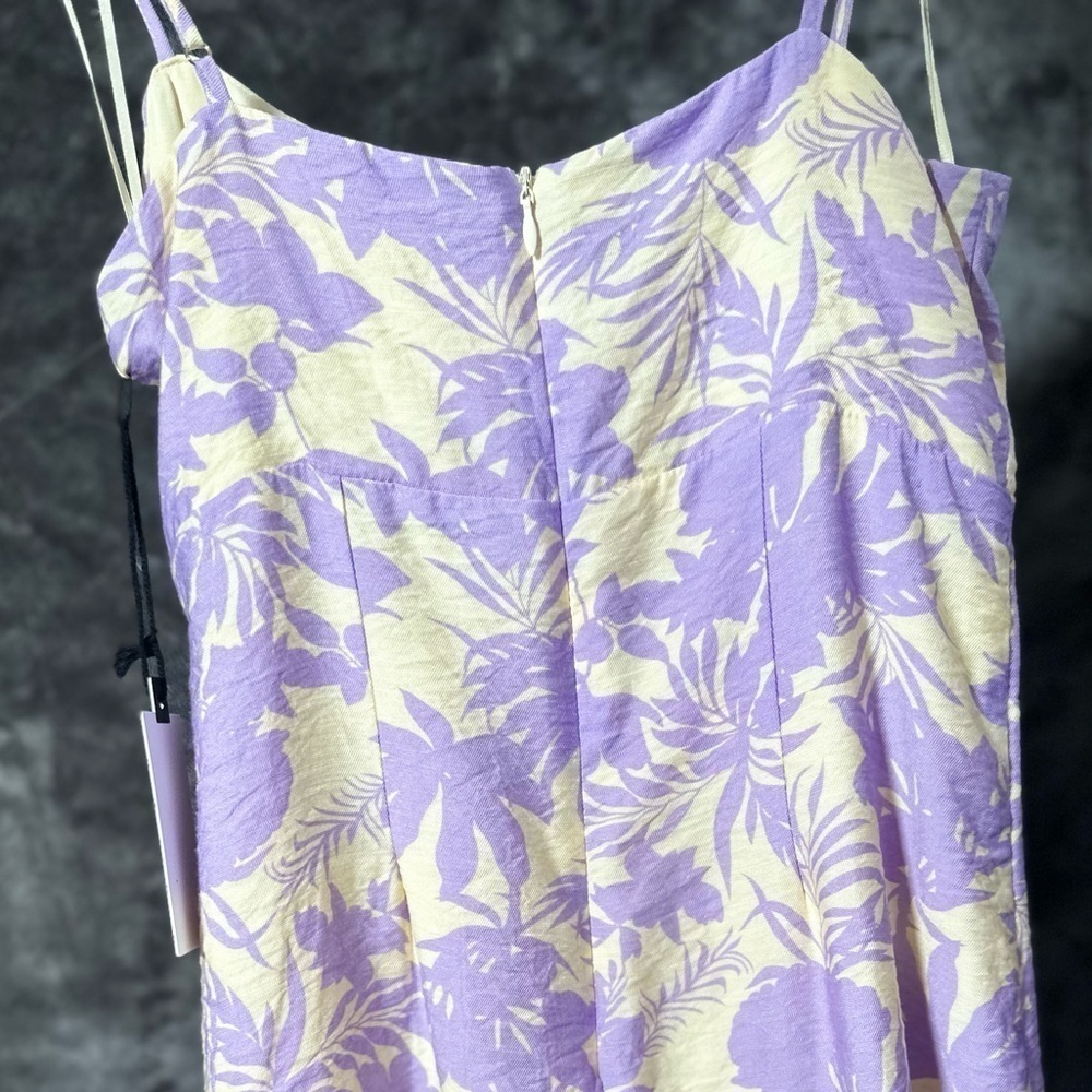 🅽🅴🆆 ASTR Keyhole Wrap Spaghetti Strap Dress, Lavender Floral, XS - Picture 13 of 16